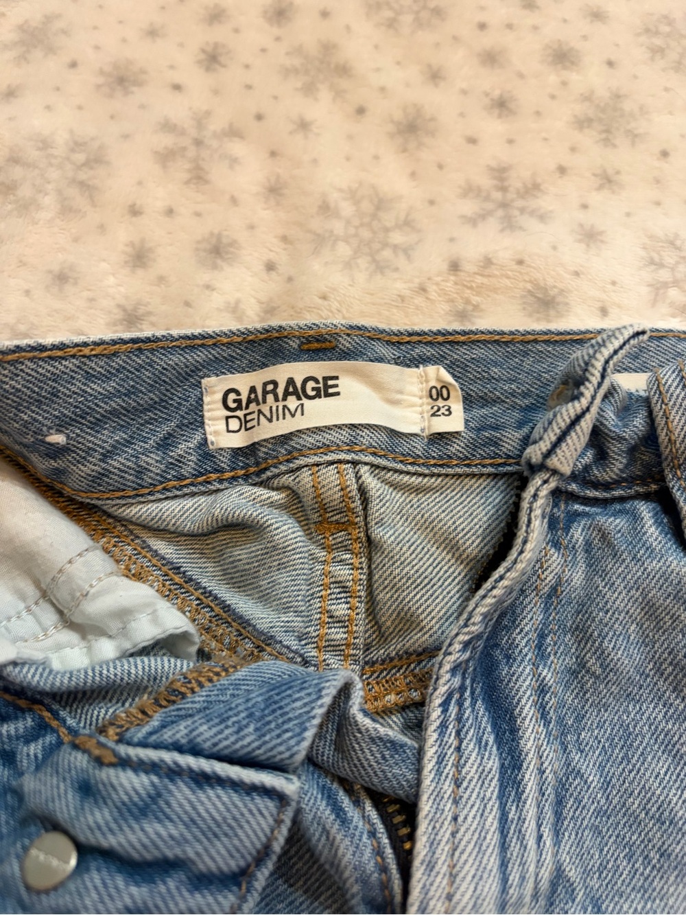 Garage Denim High-Rise Light Blue Shorts